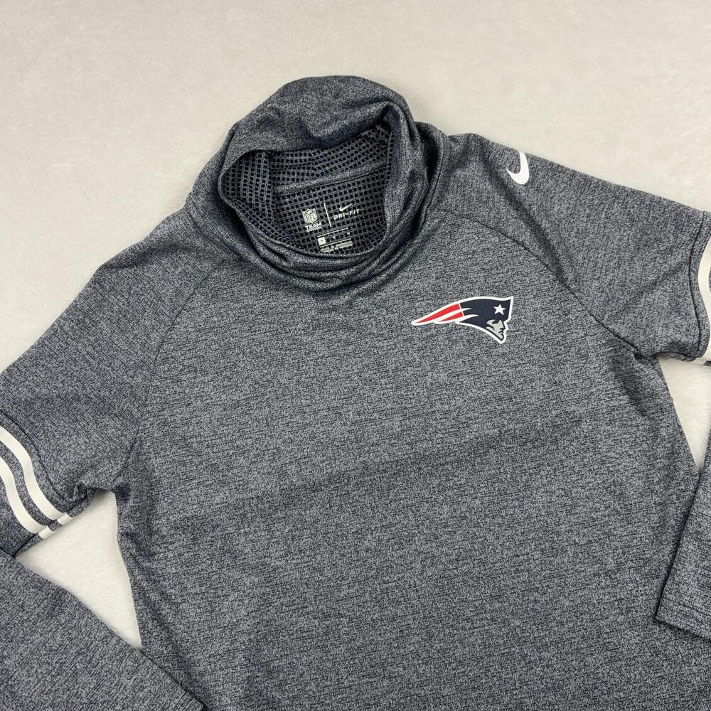 New England Patriots Nike Long Sleeve Shirt Women M Gray NFL Football Dri-Fit